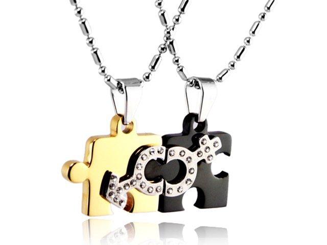 CoupleLoveTee: Lovely Couple Chain & Ring