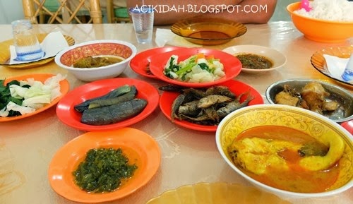 Lunch di Istana Minang