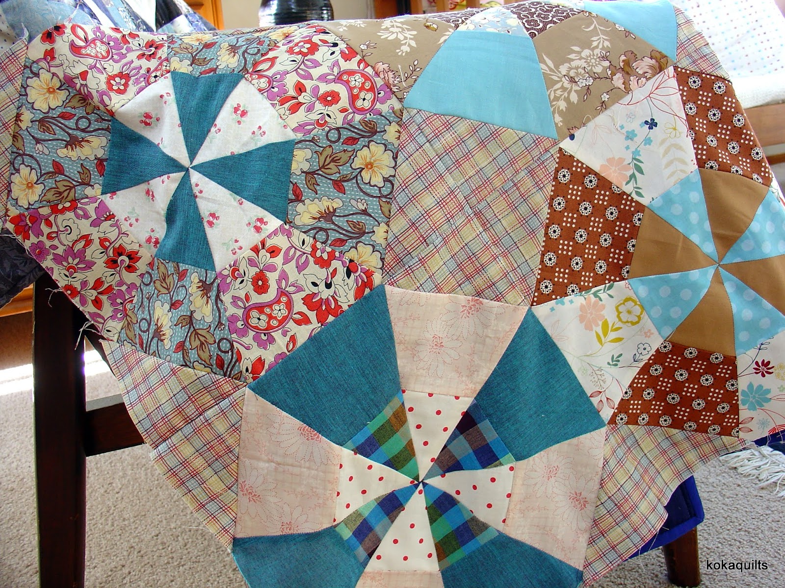 Kokaquilts Kaleidoscope quilt {the vintage version}