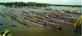 the boat race festival of kerala is a must watch event during your holiday tour in kerala