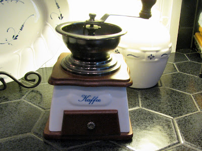 MAY DAYS: Kaffee und Kuchen