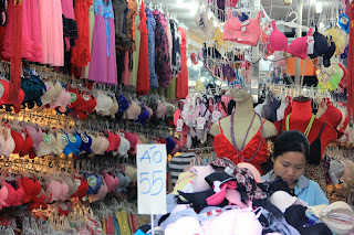 Vietnamitas lojas de lingerie em Saigon
