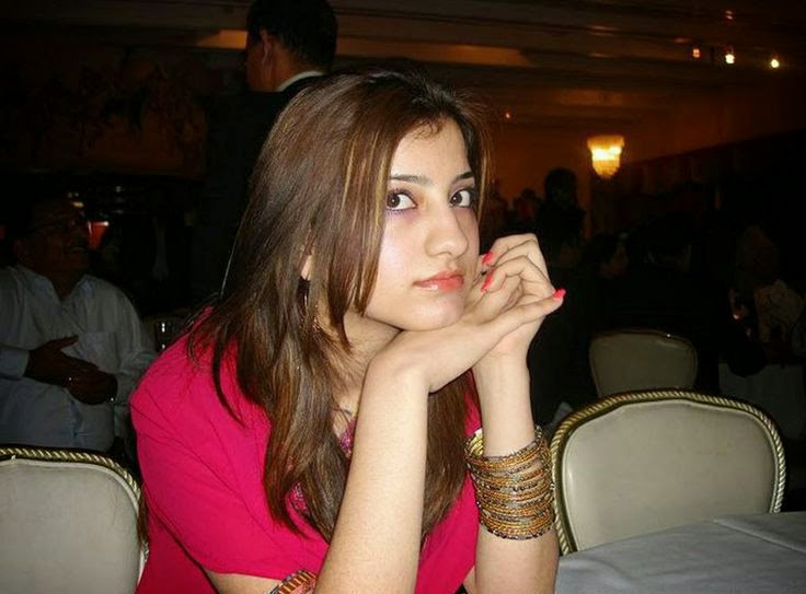 14 Images Collection Pakistani Beautiful Girls Latest Lovely Pictures.