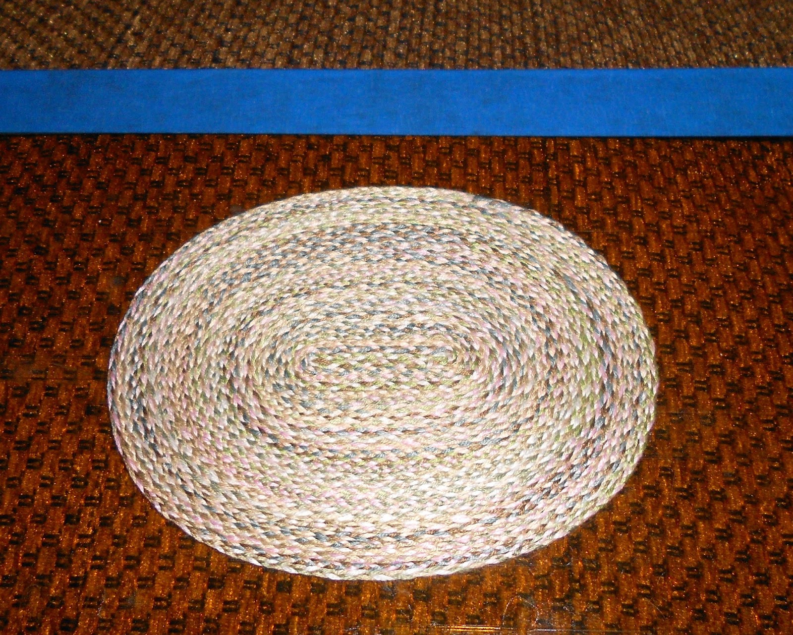 Natalia's Fine Needlework TUTORIAL How To make a Dollhouse Braided Rug