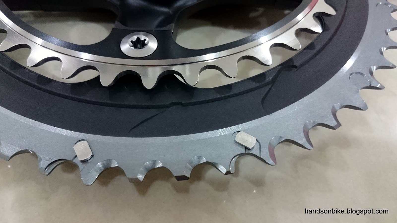 Hands On Bike Shimano Dura Ace 7900 vs Shimano Dura Ace 9000