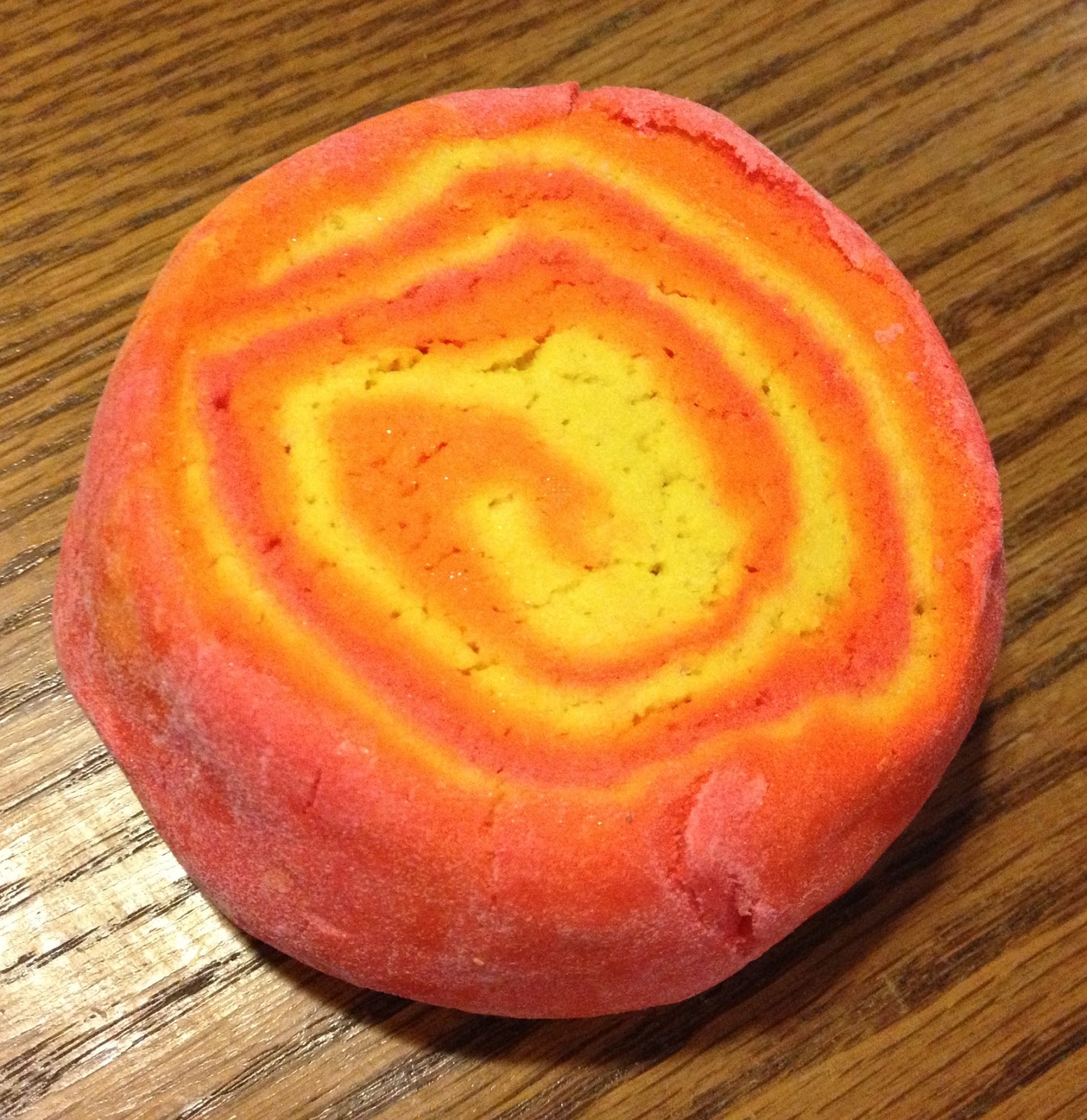 Beauty in the Breakdown Lush The Brightside Bubble Bar Review