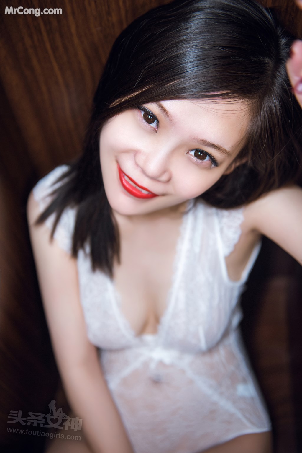 TouTiao 2017-07-24: Model Xiao Mei (小 美) (26 photos)