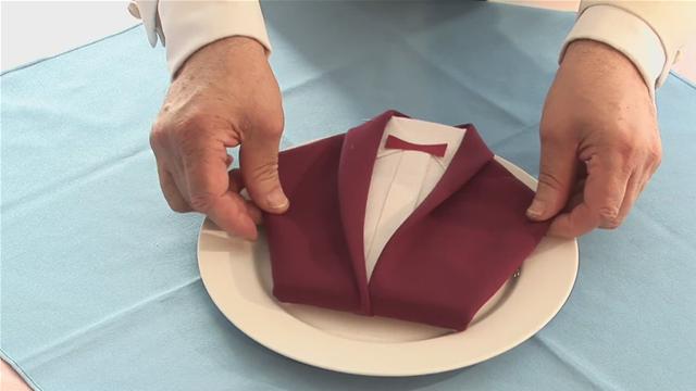 Origami Maniacs Napkin Dinner Jacket