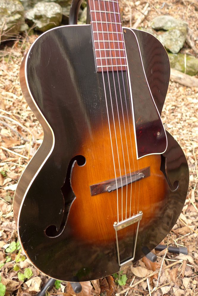 c.1935 Gibsonmade Kalamazoo KG31 Archtop Guitar