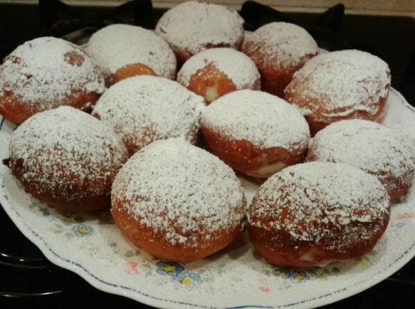 Berlinas rellenas de crema