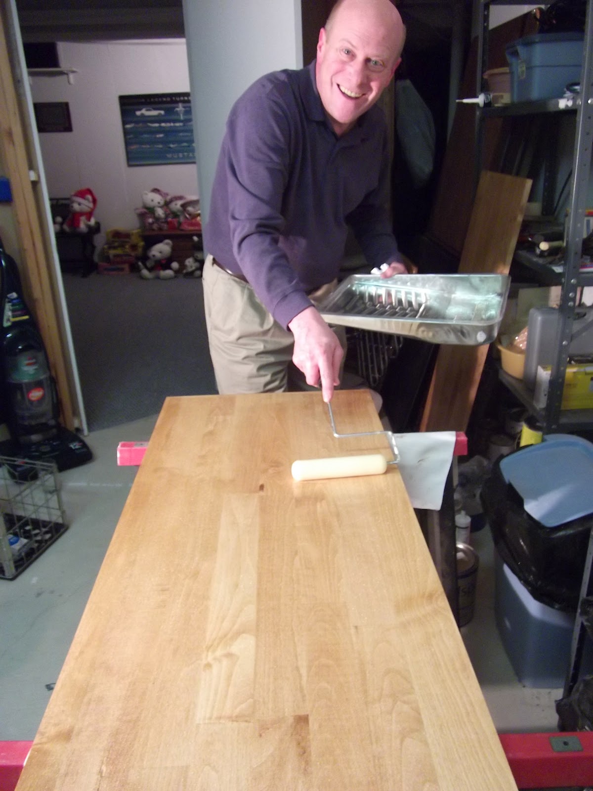 Ideas to Live the DIY Life Tutorial Metal Milk Crate Coffee Table