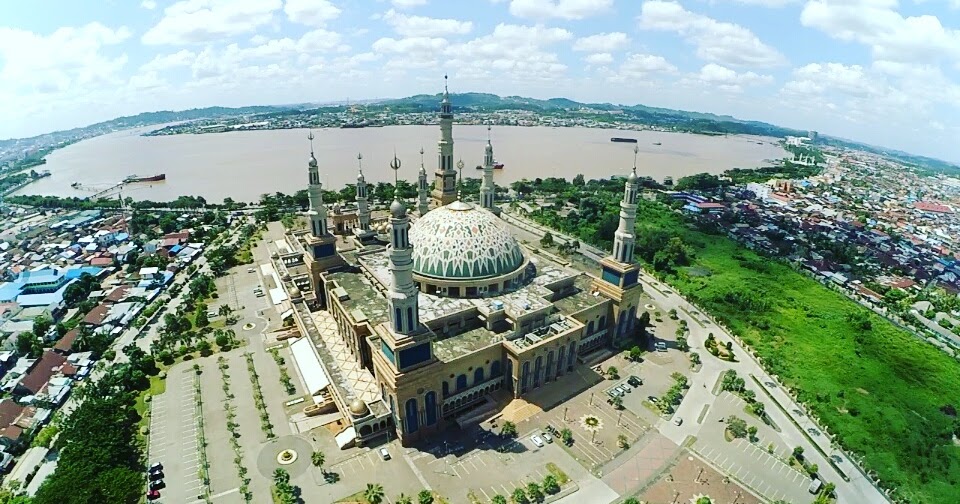 Foto Udara Spektakuler di Kawasan Islamic Center Samarinda LANGIT KALTIM