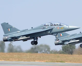 First wet mid-air refuelling of LCA Tejas successfully carried out 