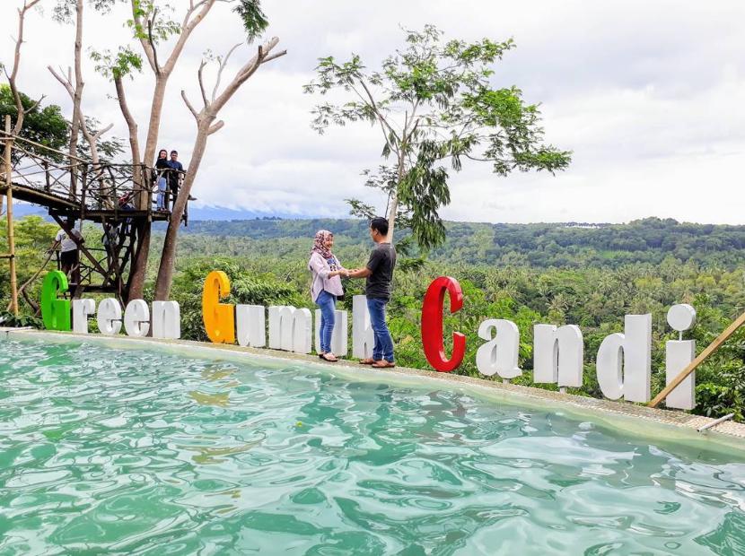 Green Gumuk : Candi di Banyuwangi yang Instagrammable Green Gumuk : Candi di Banyuwangi yang Instagrammable