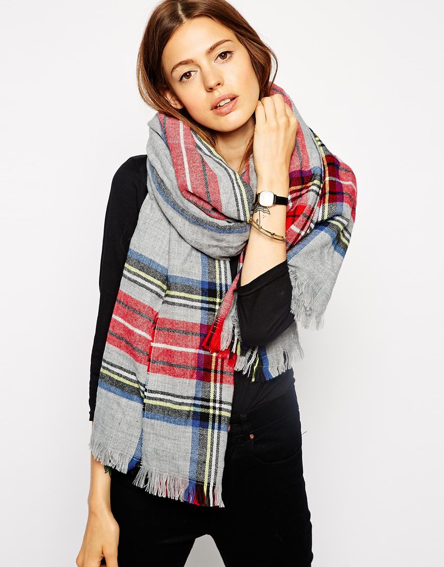 7 Types of Scarves Every Fashion Woman Must Own
