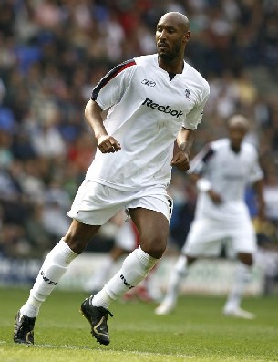 Nicolas Anelka Football Player Wallpaper - Marco Simoncelli MotoGP