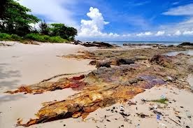 BeyKhansaa Tour Travel: Pantai Keramat Tanjung Pandan, Indonesia