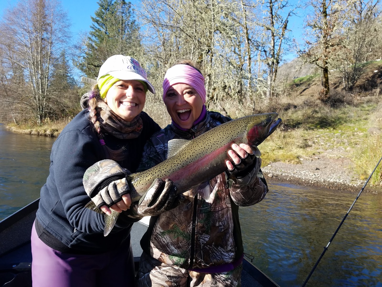 Guided Fishing on the Rogue and Umpqua Rivers' for Salmon and Steelhead