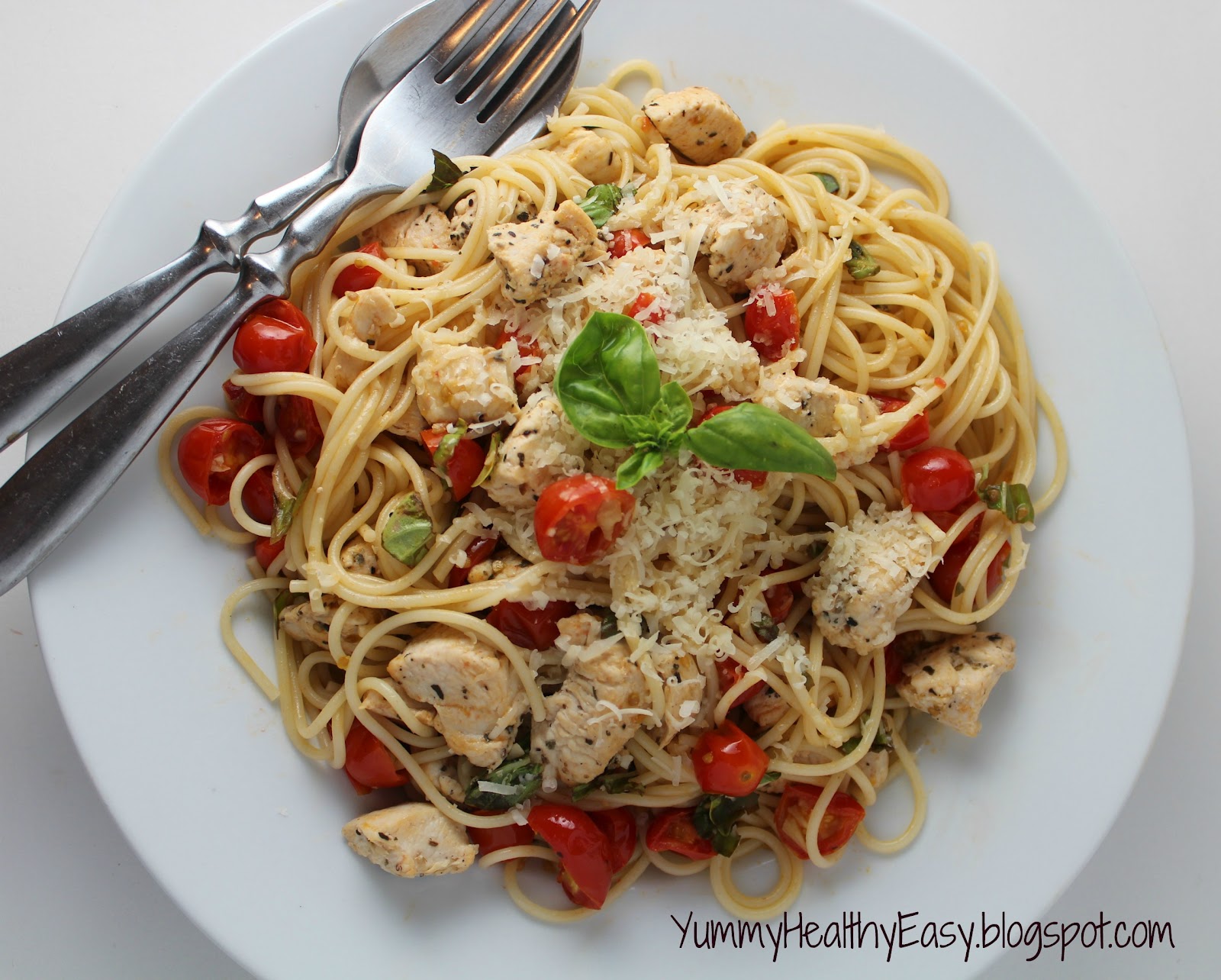 Healthy & Light Spaghetti with Sauteed Chicken and Grape Tomatoes ...