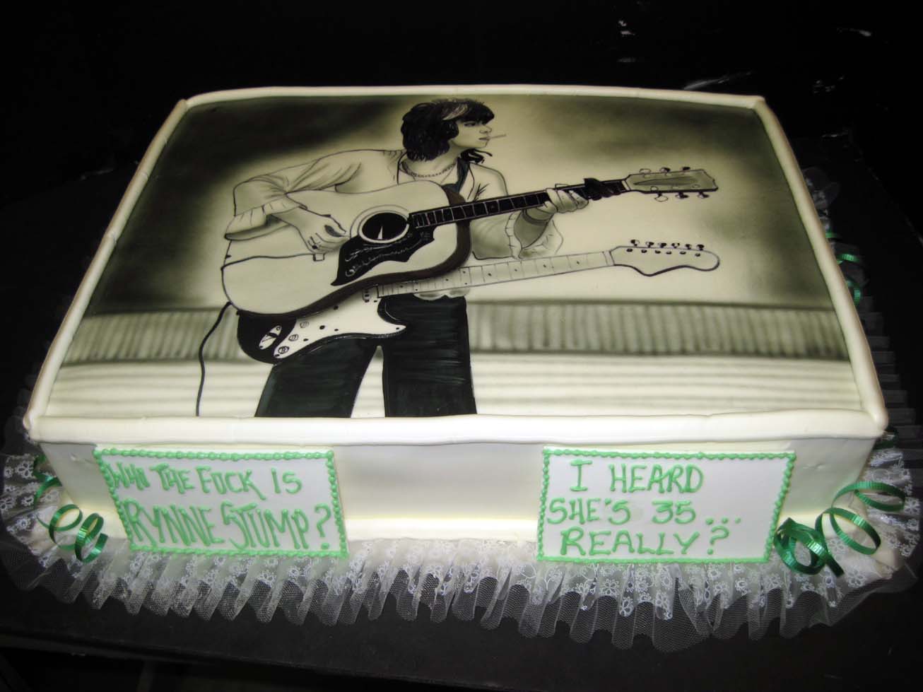 Hansen's Cakes It's always fun here at Hansen's Cakes!