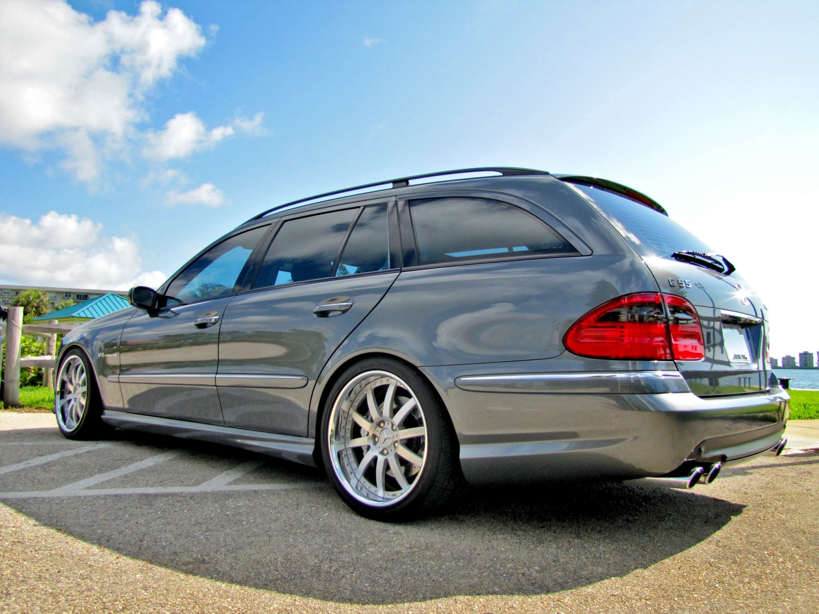 Мерседес s211 универсал AMG