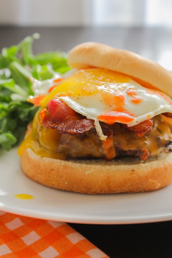The Best Ever Bacon, Egg and Cheese Burger | The Chef Next Door #SundaySupper