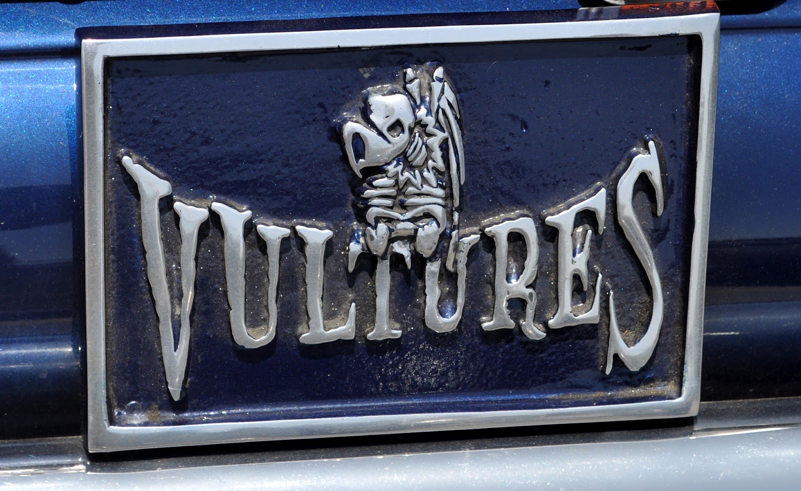 Classic Cars Authority car club plaques caught my attention, the first