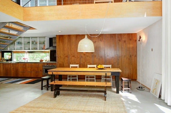 Large pendant lights in the dining room