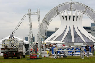 Reveillon 2012 na Esplanada dos Ministérios em Brasília terá muitos shows e queima de fogos