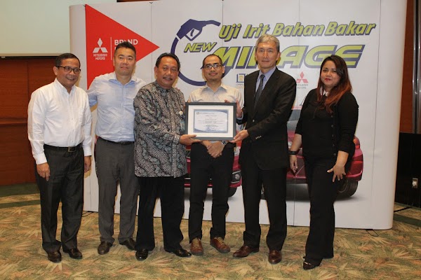 Uji Irit Bahan Bakar New Mirage Capai 24.2 km/l Uji Irit Bahan Bakar New Mirage Capai 24.2 km/l