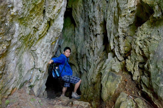 The Backpack Adventures visits Cueva Santa