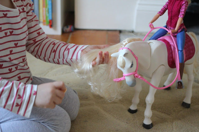 Barbie DreamHorse and Horse Review | Emily and Indiana