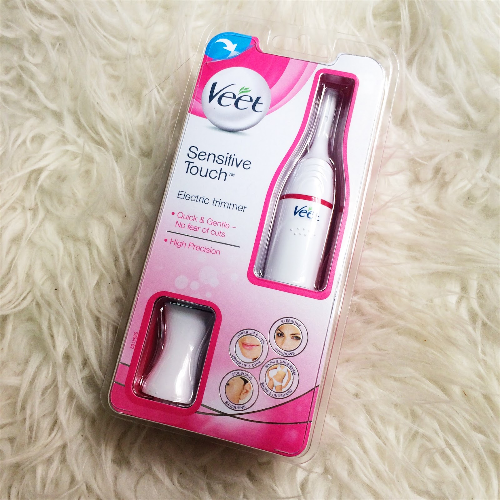 veet trimmer battery size