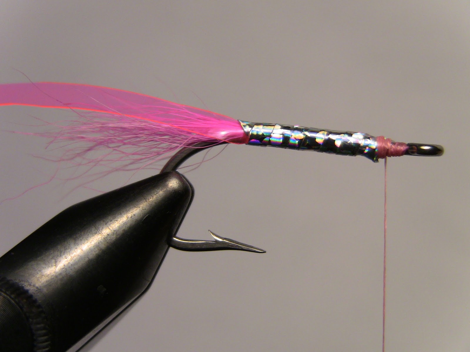 Tbar's Flies Fuzz Ball Pink Handlebar Pattern Step by Step