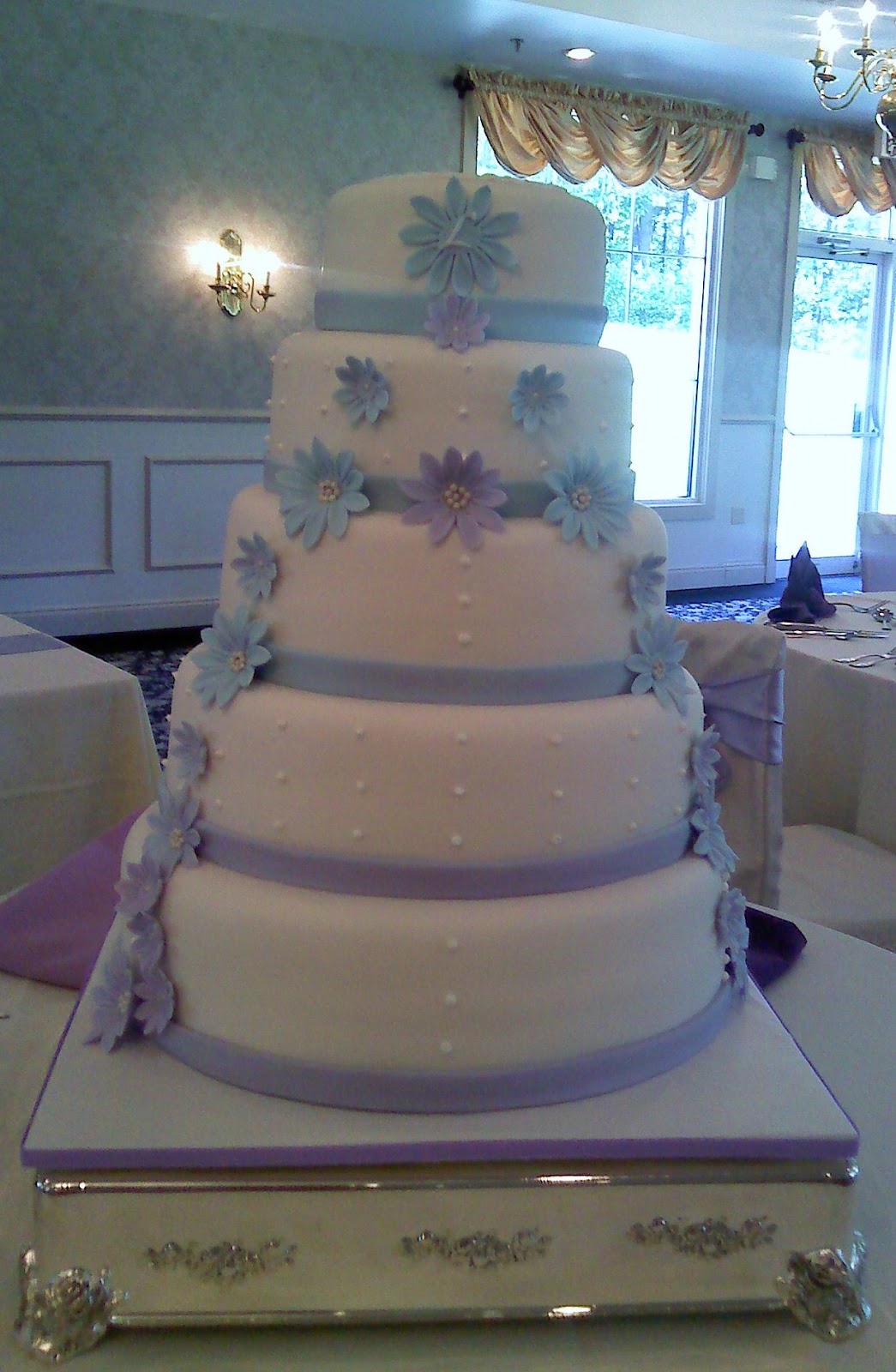 Creative Cakes by Lynn Lilac & Blue flower wedding cake