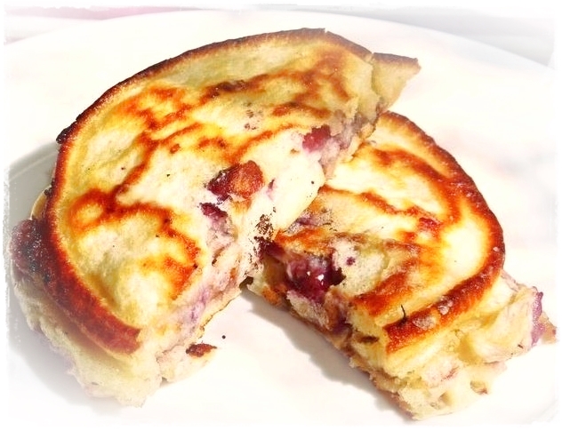 blackberry filled pancakes