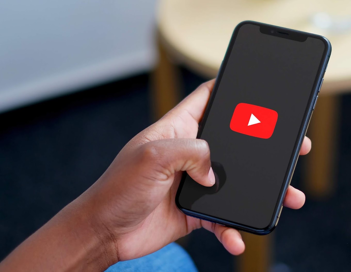YouTube's Mobile App Gets a Redesigned Video Watch Page / Digital  Information World