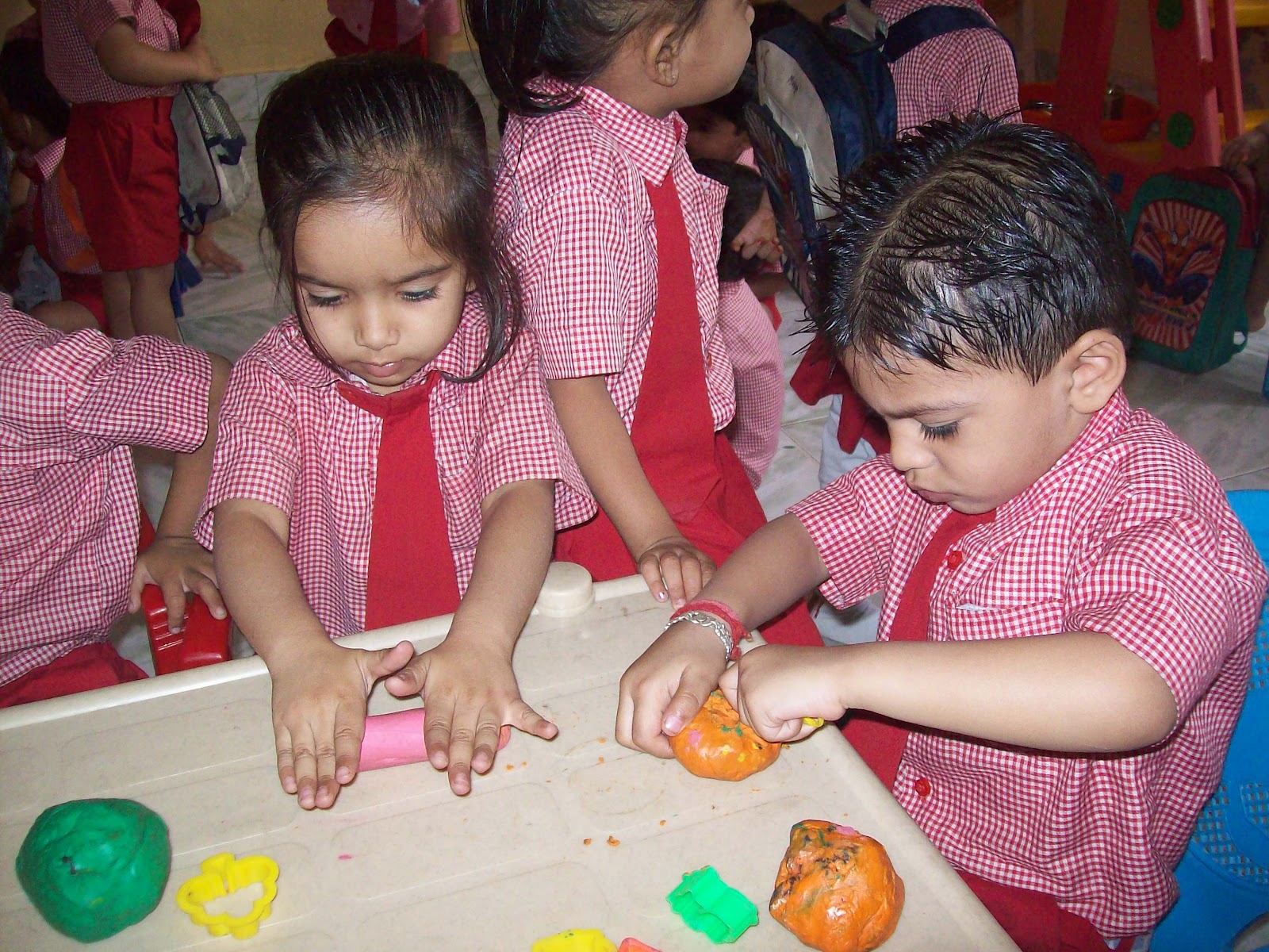 Kids' World Clay Modelling