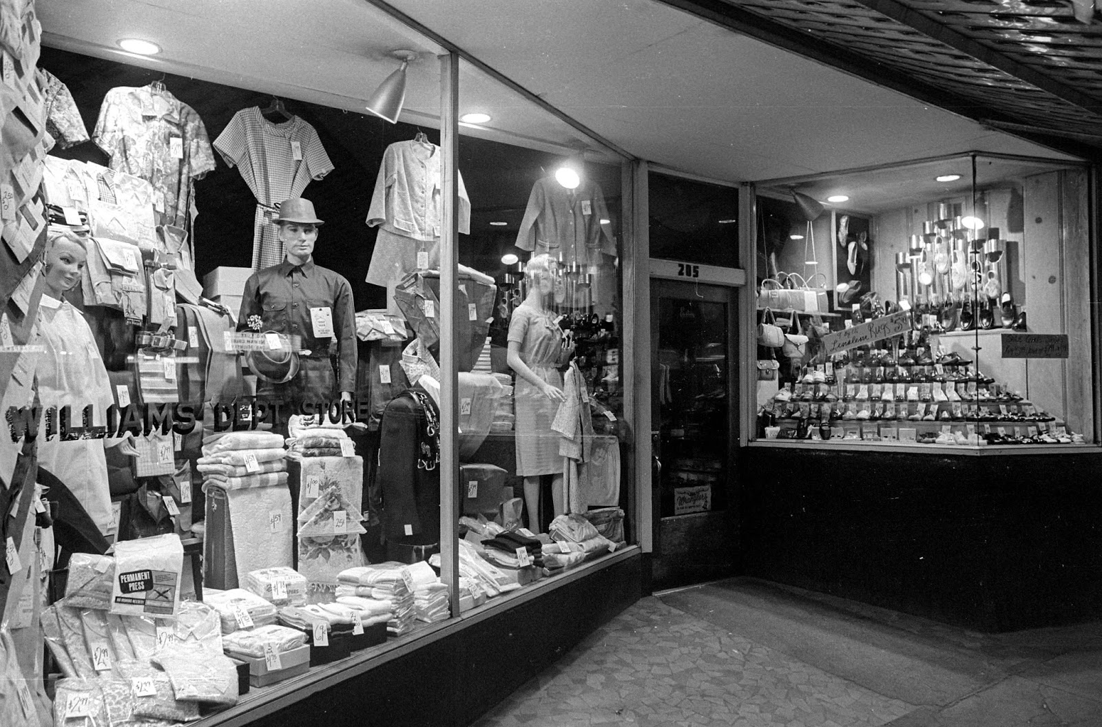 williams the shoeman stores