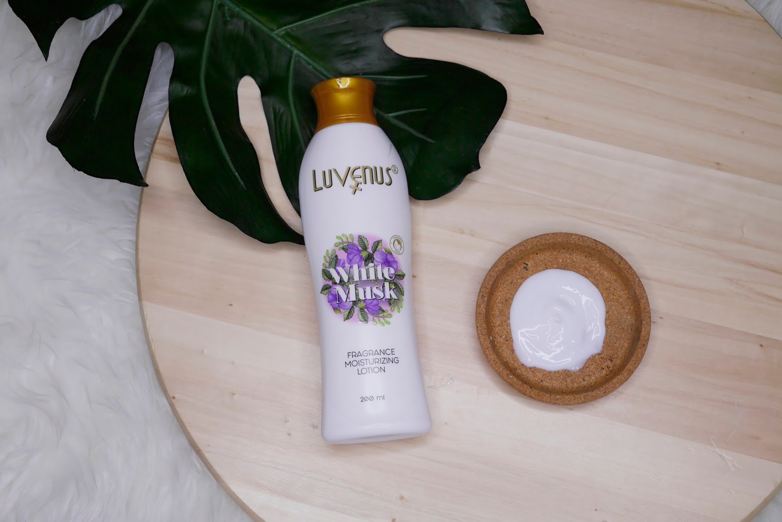 Rekomendasi hand body lotion untuk kulit kering Review Luvenus Fragrance Moisturizing Lotion