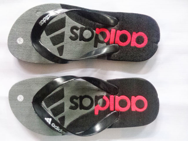 Sandal Jepit Adidas
