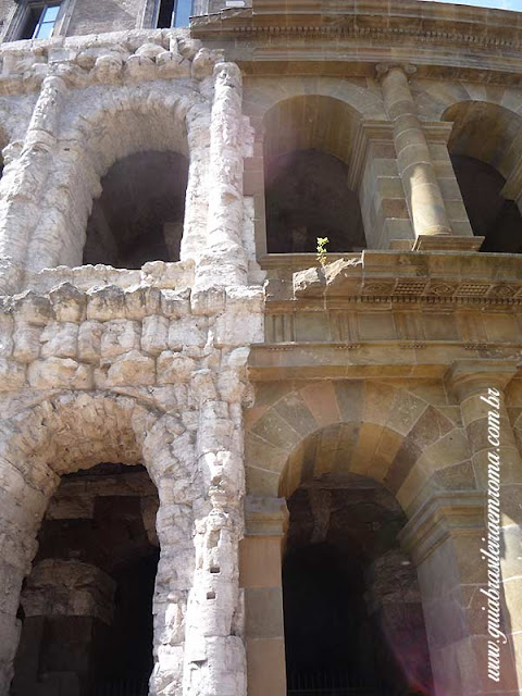 teatro marcello roma guia De turismo marmore tufo - Teatro Marcelo