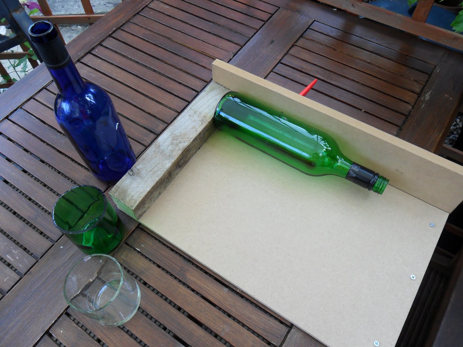 Busy Crafting... How to Make a Bottle Cutting Tool