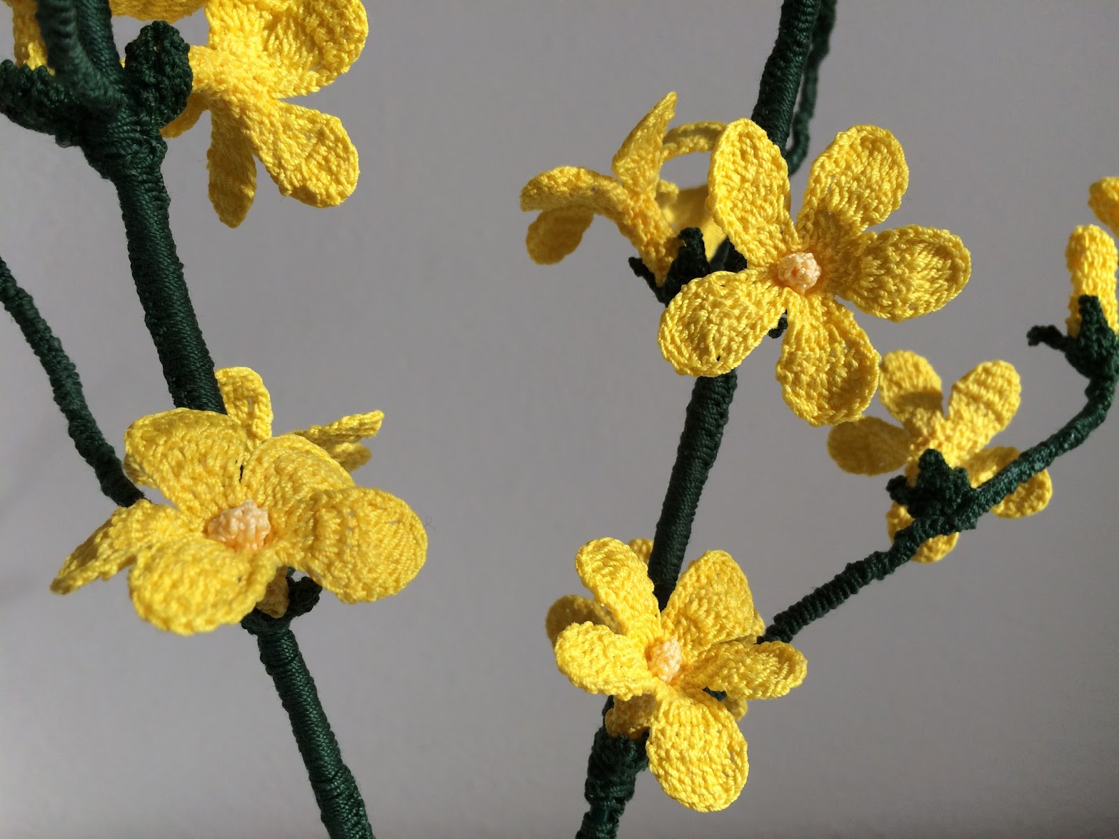 Cómo tejer Jazmin amarillo flor ganchillo