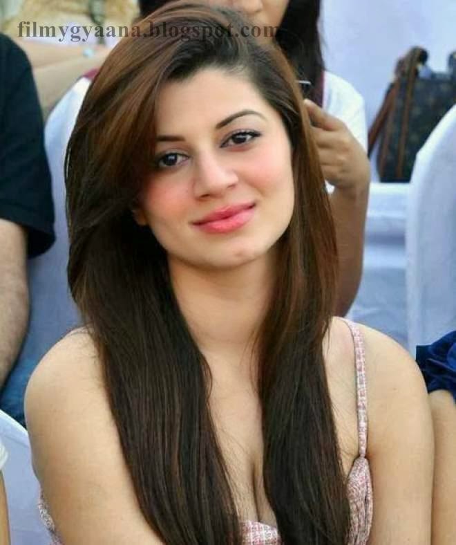 Kaynhat Aroda Xxx Video Download Com - Kainaat Arora Photos and Pictures - Bollyimage - Download Bollywood  Wallpapers