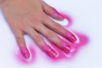 Saiba tudo sobre o esmalte spray esmalte spray, a praticidade em suas mãos