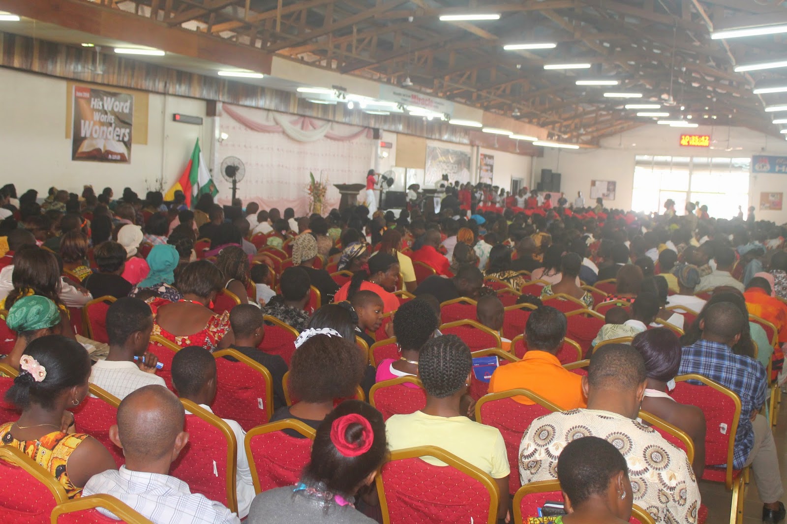Winners Chapel International Yaoundé Fouda; Chapelle Des Vainqueurs