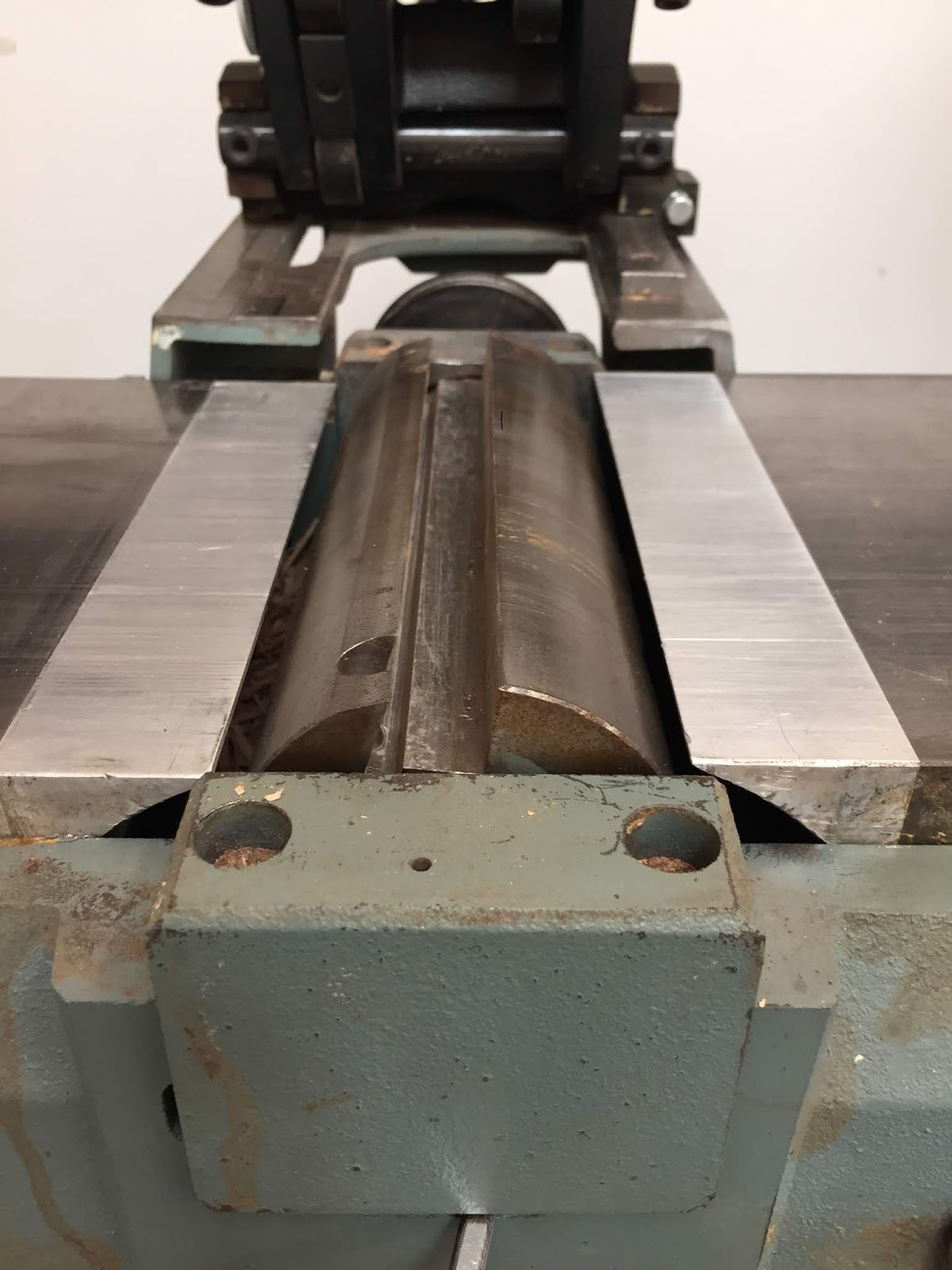 Let's Talk Wood Replacing bearings on a Delta DJ20 Jointer