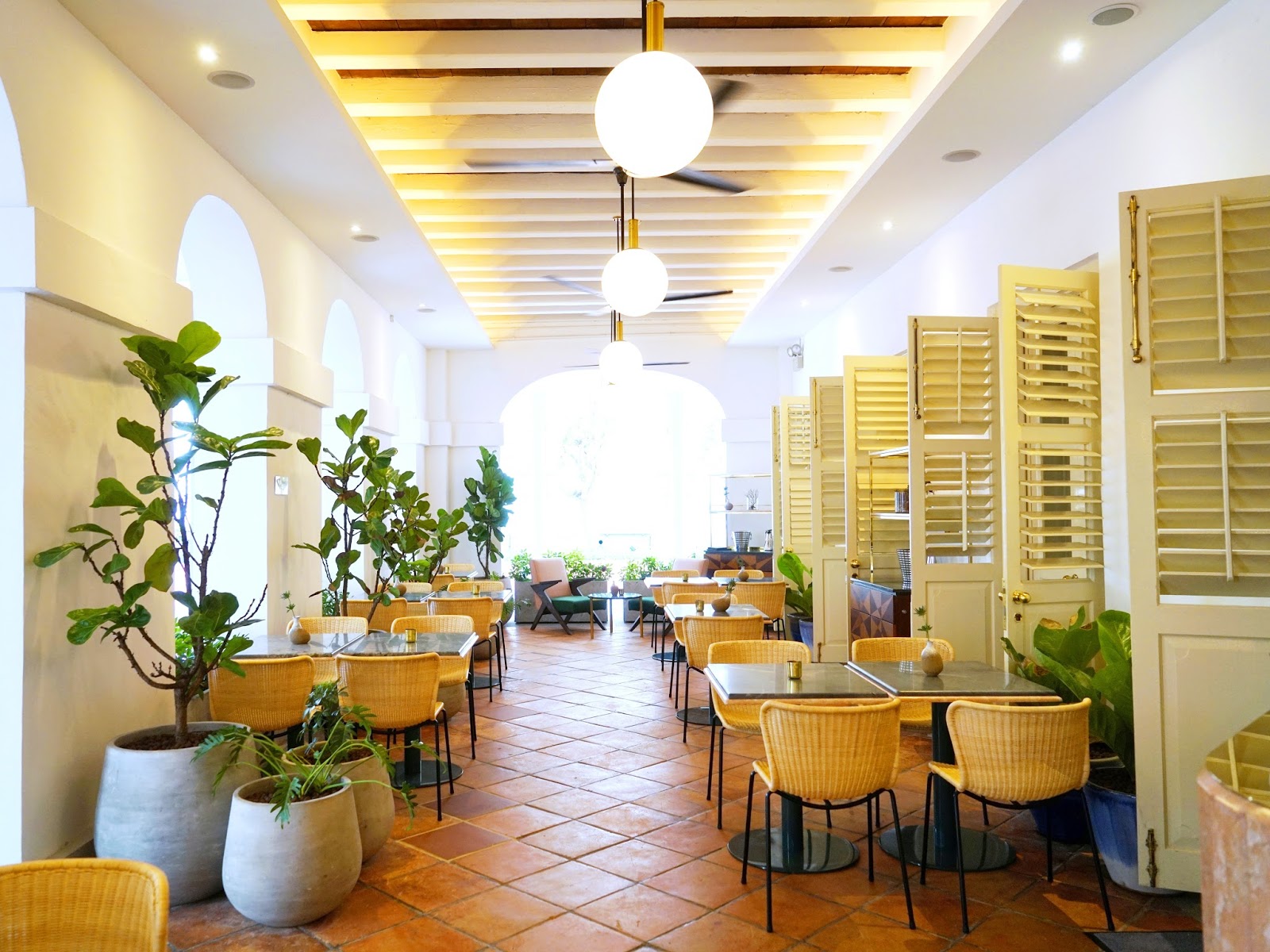 PinkyPiggu Whitegrass Restaurant Chijmes Lovely Modern Australian