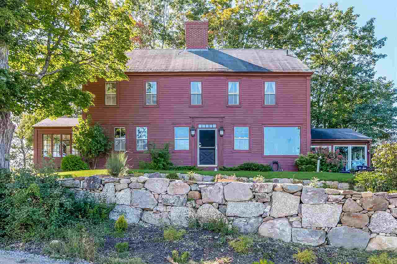 Sweet House Dreams Bay School Farm, 1790 Post and Beam Colonial in